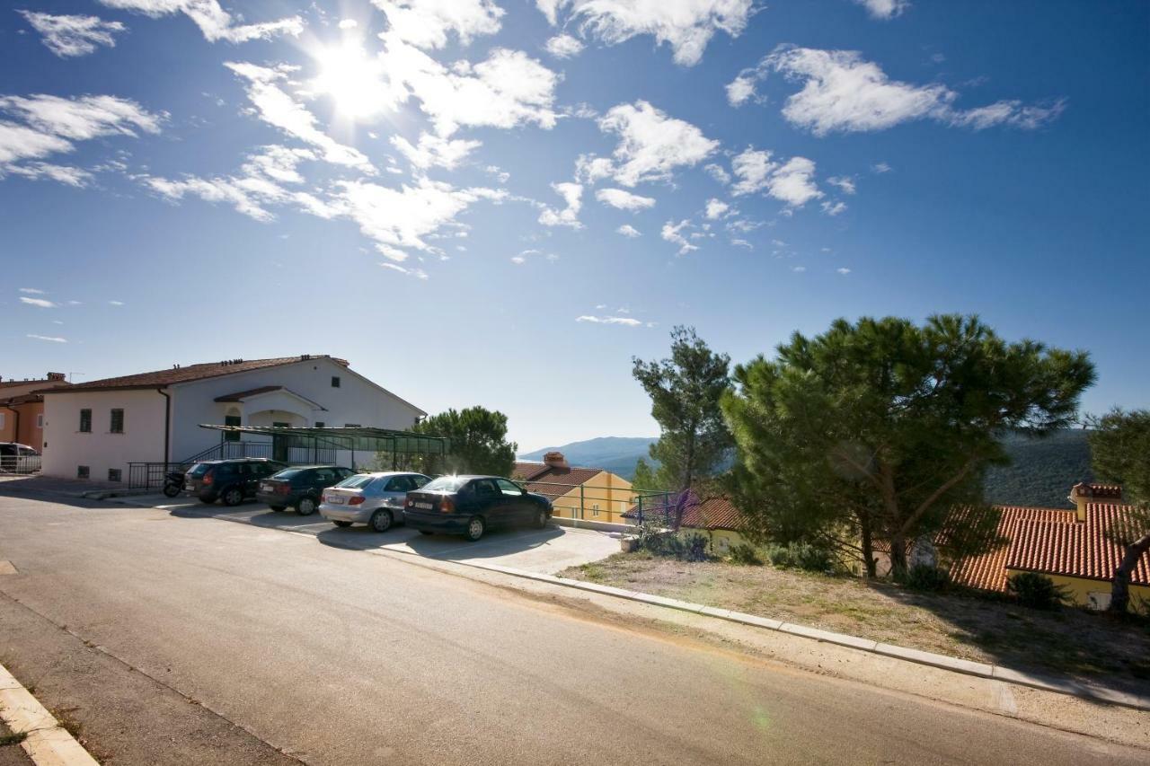 Apartments Iris Rabac Extérieur photo