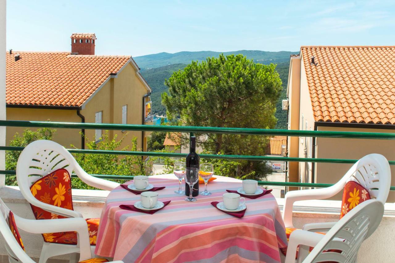Apartments Iris Rabac Extérieur photo